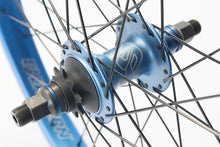 Load image into Gallery viewer, eastern bikes buzzip rear wheel professional bmx wheel blue anodized
