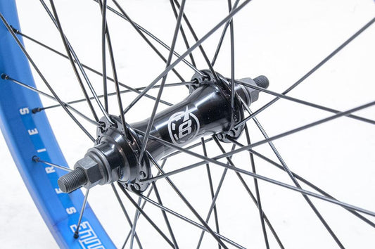 Throttle Front Hub